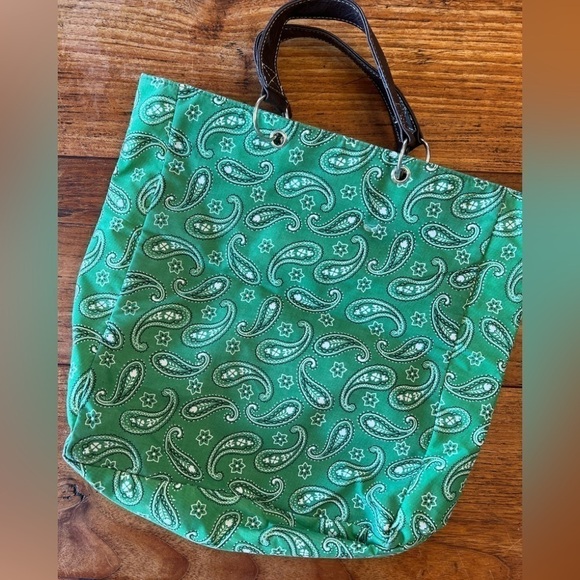 Neiman Marcus Green Bandanna Lined Tote / 12" W x 13" L x 4" D - Picture 3 of 8